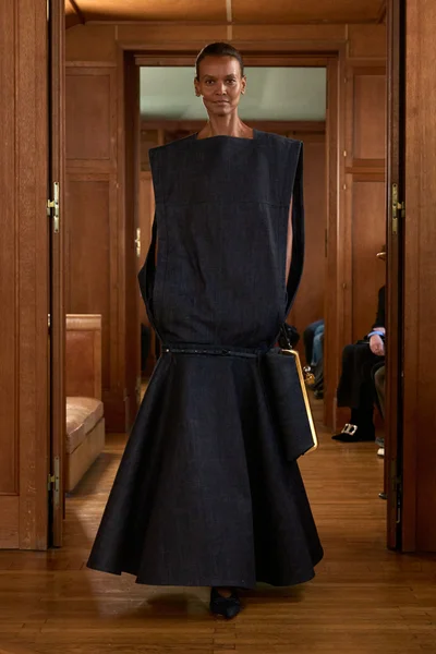 Look 22